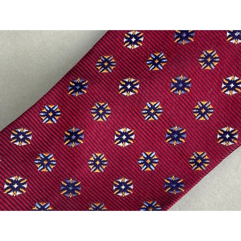 Private Stock Mens Tie Red Silk Geometric Medallion Jacquard Extra Long‎ 63x4